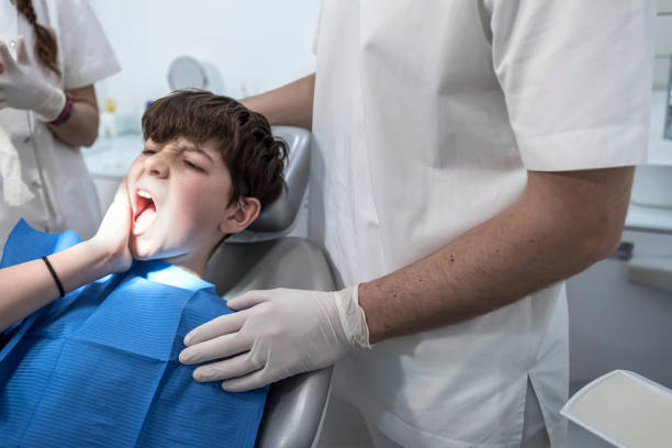 Best Emergency Tooth Extraction  in Panguitch, UT